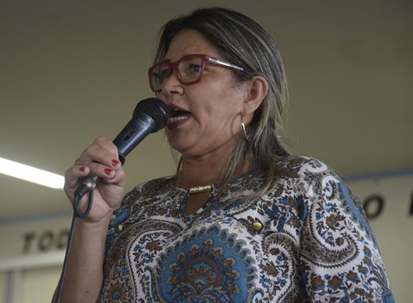 APLB decide em assembleia por esperar a audiência do prefeito